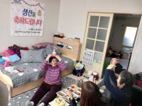 창원시 진해구 병암동, 홀몸 어르신 생신 축하로 따뜻한 하루 선물
