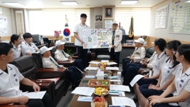 6·25전쟁 참전유공자(창원지회)와 마산링컨학교 학생들의 뜻깊은 만남