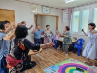 합천 쌍책면 어르신들, 웃음꽃 활짝