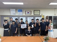 명덕육영회 윤정숙 이사장, 함안 칠원중학교 역도부 격려 방문