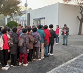 창원 웅남동 자원봉사회, 경로위안 효도 여행 실시