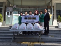 김해민들레로타리클럽, 취약계층 식생활 지원 위해 내외동 행정복지센터에 쌀160kg 기탁