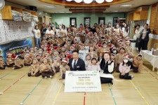 창원 진해구 무지개어린이집, 재능 나눔 마켓 수익 100만 원 기탁