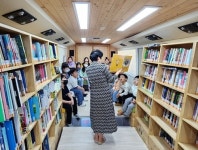 진해도서관, 움직이는 도서관남문지구 노선 확대 운영