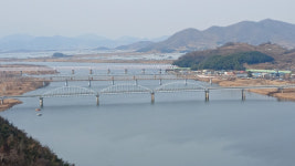 주오돈의 일상 스케치 - 울바우 모퉁이를 돌아