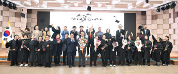 거창군, 제10회 성인문해 학력인정 프로그램 졸업식 개최