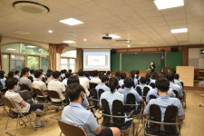 경남도, 전 연령 인터넷·스마트폰 과의존 예방교육·상담 추진