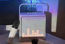 고음질 듀얼마이크에 무선 사용으로 휴대성까지 갖춘 블루투스 노래방기계