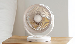 탁상용&벽걸이에 천장고정까지 가능한 알로코리아 브리즈팬 무소음 써큘레이터 선풍기 F5B