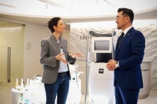 엘피지오, 한남 스튜디오 오픈…엔더몰로지 10세대 갖춰