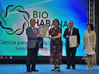 레이델코리아 이병구 대표, 한-쿠바 수교 후 기업인 첫 국가훈장 수여