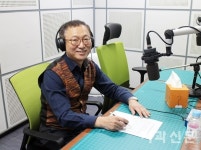 서울치과의사회 이상복 회장, CBS 캠페인 녹음