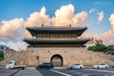 오한솔 포토에세이_구름 아래 서울