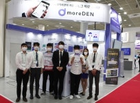 “치과의사라면 SIDEX ‘모어덴’ 부스로 오세요”