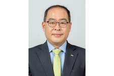 최치원 “박태근 후보 뒷북삭발 유감”  