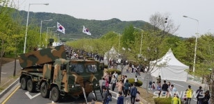 【대전】자운대 민·군 화합 페스티벌 성료...빅뱅·2PM 등 스타급 연예병사 총출동