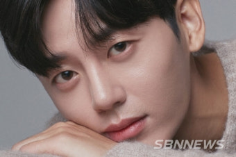 '99억의 여자' 이지훈이 연기할 이재훈은 운암 재단 운영 본부장이자...
