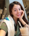 ‘우리집 똥강아지들 출근시키고 나홀로...’ 김성은, 인스타그램을 통해 근황 공개
