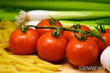 ‘토마토 카프레제,리조또,마리네이드’ 토마토 카프레제는 토마토와 생 모짜렐라