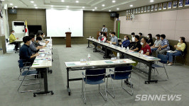 【시사】<영상> 서천 장항읍 아우름 스테이 허브 조성 ‘박차’…주민들 “현실적 계획 세워라” 지적