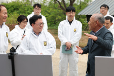 농촌진흥청, 충남 영농 현장 방문 “지속 가능한 축산업 발전 지원”