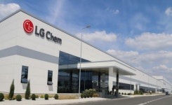 美 ITC 최종판결 연기로 LG화학 주가 약세