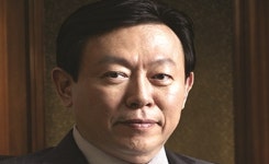 롯데 신동빈 요소수 해결 구원투수로 등극…글로벌 네트워크가 해냈다