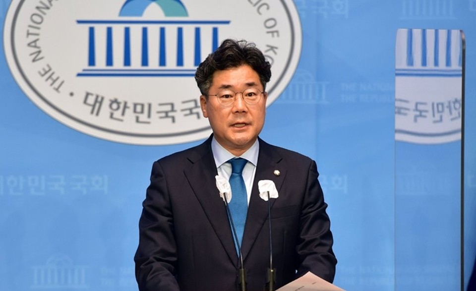 여야 영수회담 개최 제안, 경제 퍼펙트 스톰 대응책 논의 전망