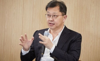 최재원 SK온 수석부회장 