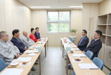유정복 인천시장·김정헌 중구청장, 어버이날 맞아 구립해송노인요양원 방문