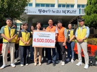 한화솔루션 여수공장, 동여수노인복지관 희망밥차에 450만원 후원