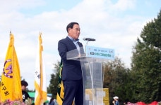 수원특례시의회, 제33회 수원시 그린농업축제 개최 축하