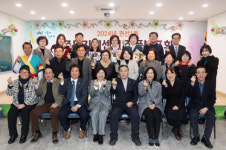 수원특례시의회, 2024 권선1동 주민자치센터 작품발표회 참석