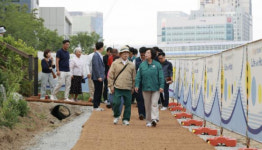 과천시, 포레드림~인덕원역 임시 보행로 개설 완료