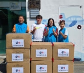 나누고 베풀고 봉사하는 그룹, 두리원에 사랑의 옷 전달