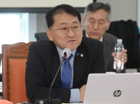 개도국 차관 24% 현대로템 배정, 역대급 수출인데...