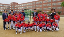 홈런왕 이승엽! 율하초 야구 꿈나무와 만나다