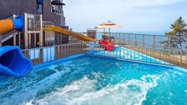 부안 더블힐링펜션, 변산반도 수영장펜션으로 눈길