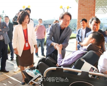 서울나래학교 첫 등교 함께 한 조희연 교육감