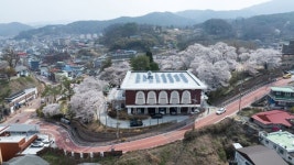 충남역사박물관, 꽃향기에 취하고 역사에 물드는 밤 운영