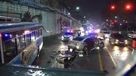 동마산IC교차로 3중 충돌사고...8명 부상