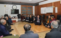 조근제 함안군수, 현장 소통행정 위해 경로당 순회 나서