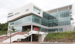함안군립 칠원도서관, 북 드라이브 스루 도서대출 운영