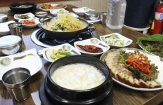 [여행맛집] 제대로 만든 전통 가평 두부의 맛 언덕마루 가평잣두부집