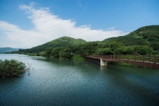 [기획] 김해 1.5㎞ 저수지 둘레길 2選