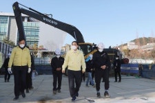 허성무 창원시장, 348억 투입 의창구청 신축현장 점검 나서