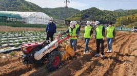 김해시농기계임대사업소, 외국인 근로자 대상 농기계 교육 실시