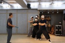 [Preview] 유쾌하게 판을 깨는 광대 탈놀이 딴소리 판