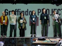 [Opinion] 상관 없는 먼 나라 이야기는 없다 - 연극 자본 2: 어디에나 어디에도 [공연]