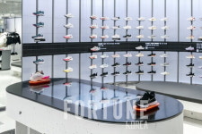 나이키 서울이 쏘아 올린 불꽃, 명동 상권 밝힐까?